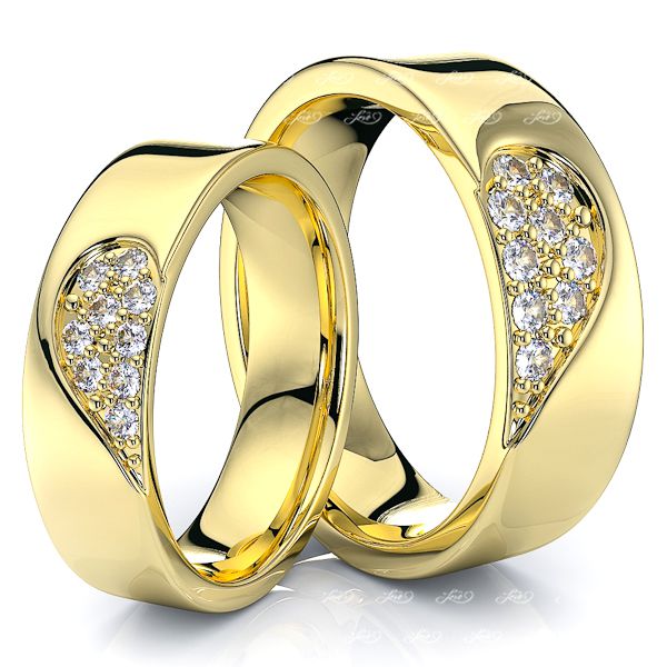 0.27 Carat 6mm Matching Heart His and Hers Diamond Wedding Ring Set