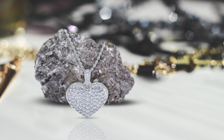 Everything You Need to Know When Buying Diamond Heart Pendants