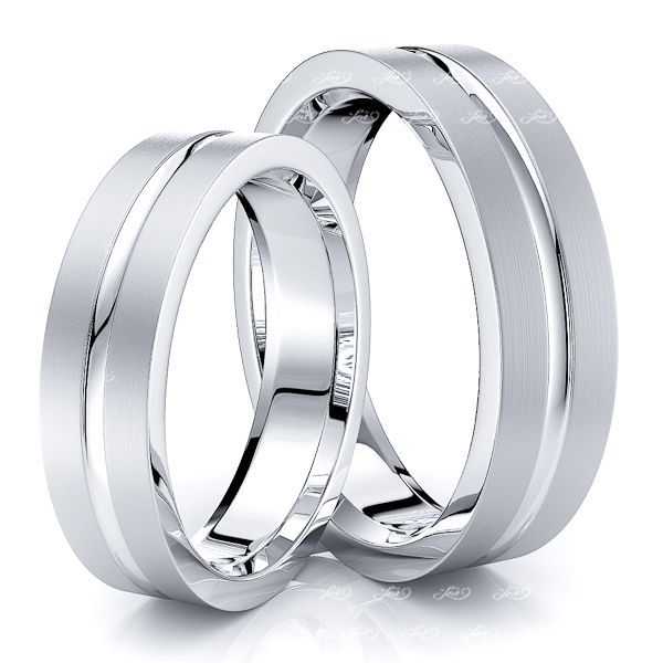 Simple Traditional Design 5mm His and Hers Wedding Band Set