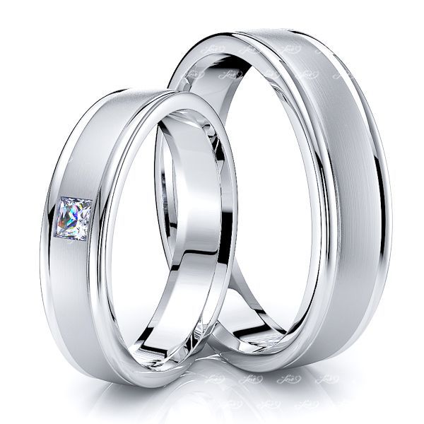 Stylish Classic 5mm His and Hers Diamond Wedding Band Set