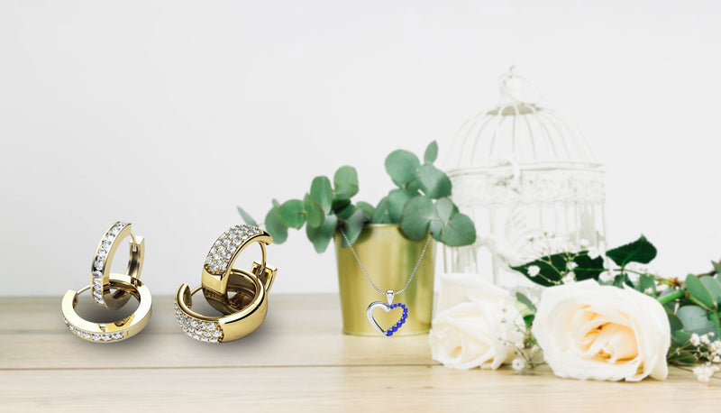 Types of Jewelry and Accessories Every Woman Should Have in Her Wardrobe