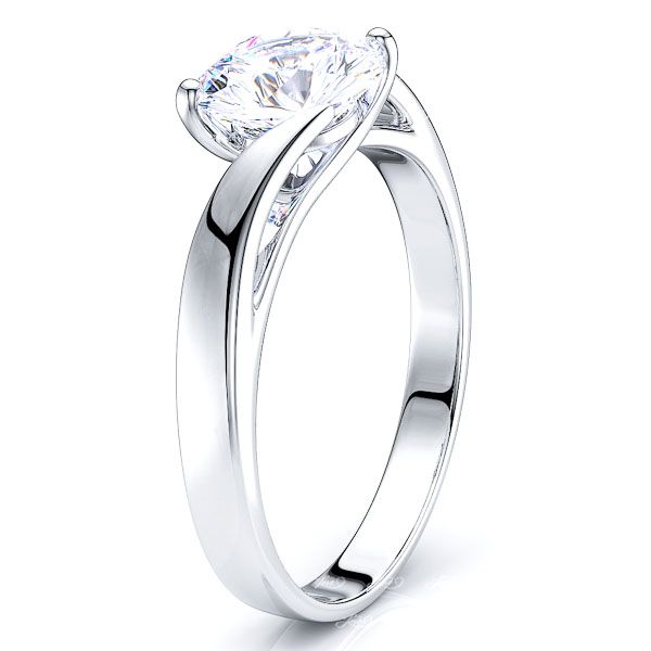 Hoboken Solitaire Engagement Ring