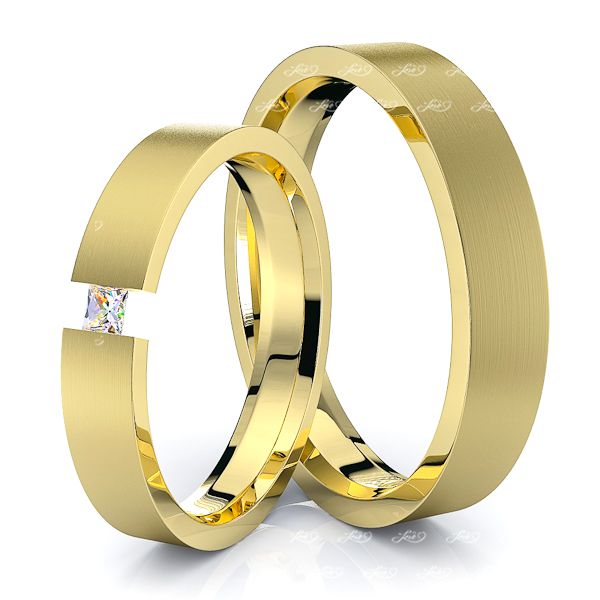 0.06 Carat Solitaire Classic 4mm His and Hers Diamond Wedding Band Set