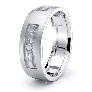 Neil Claddagh Mens Wedding Band